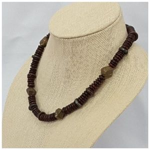 Redish/burgundyish colored chunky beads necklace